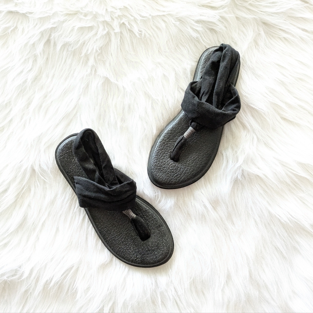 Sanuk Women's Black Yoga Sling Sandals Size 8